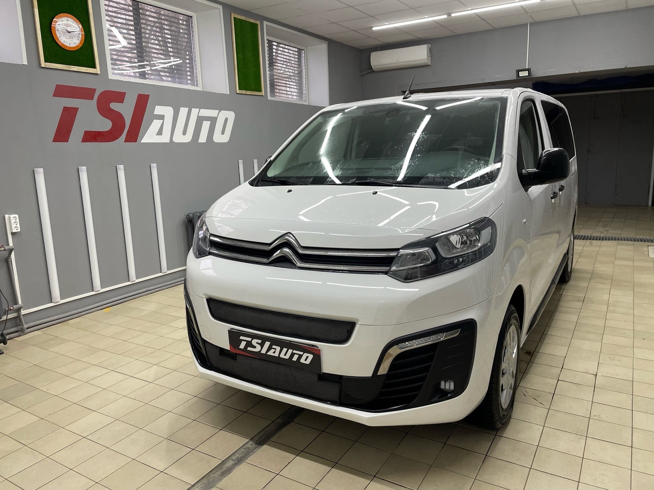 Шумоизоляция Citroen Spacetourer в Красноярске - пакет Премиум