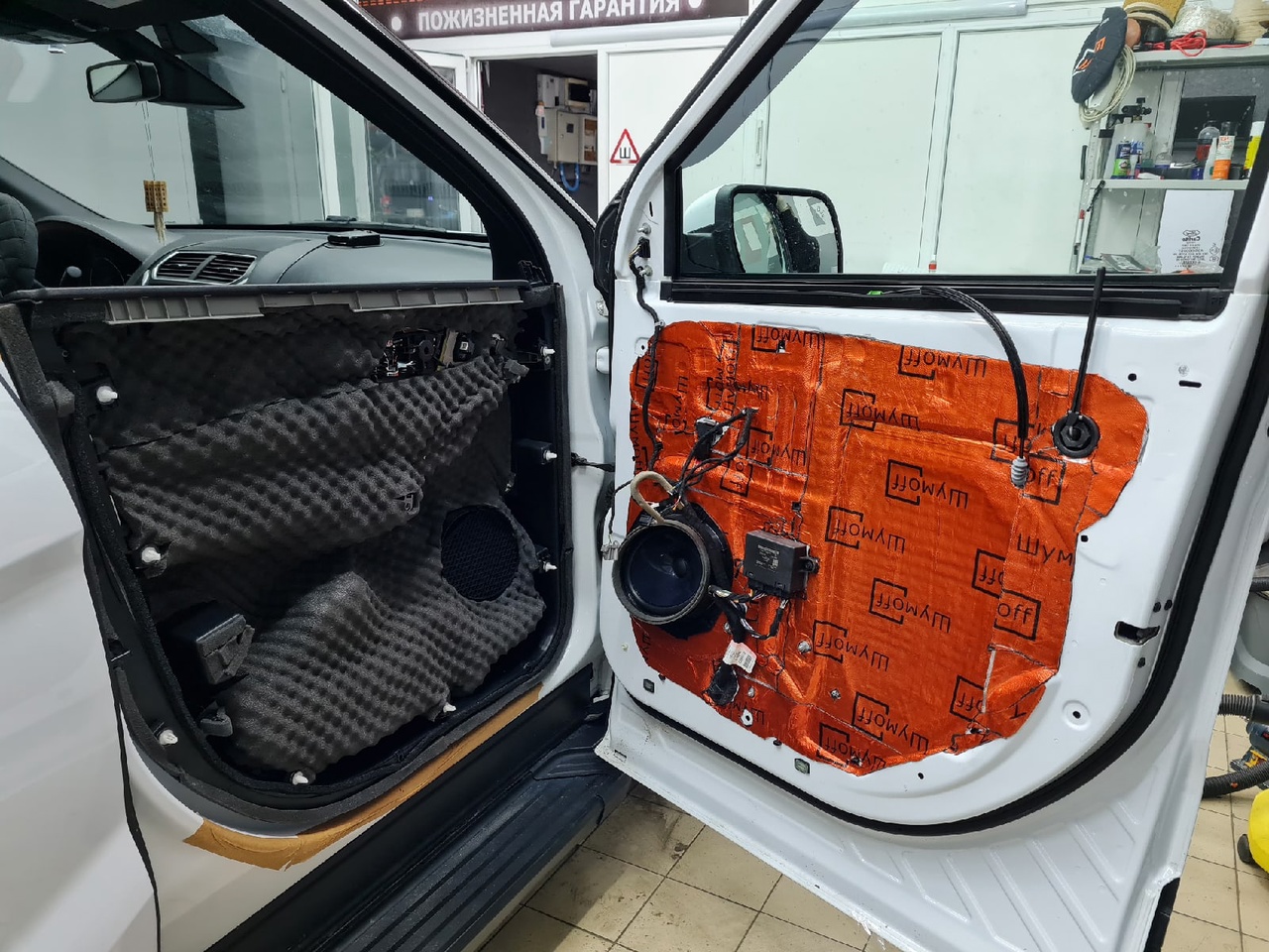 шумоизоляция Ford Explorer двери 3 слой вибро антискрип Обшивка двери 