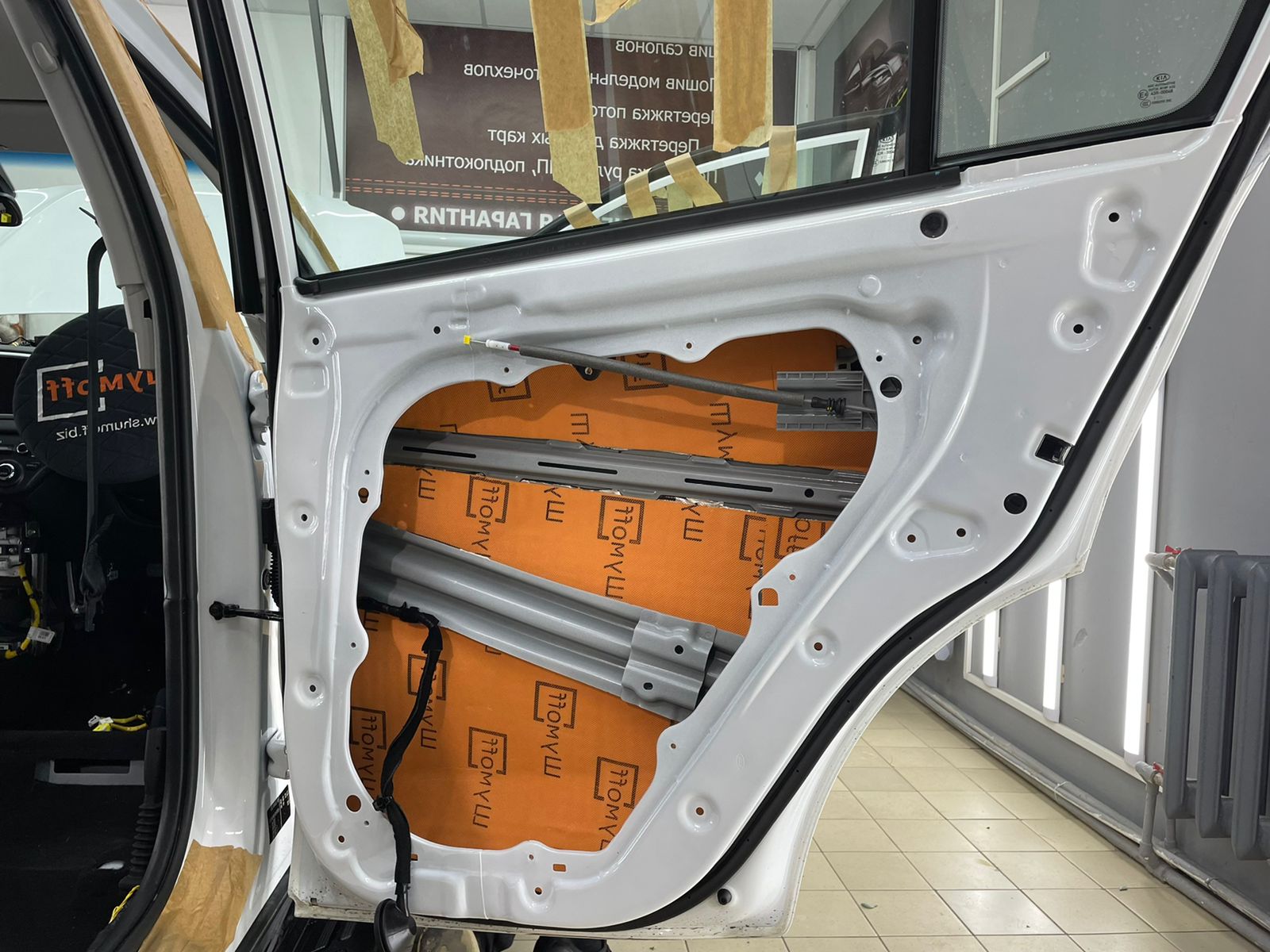 дверь 2ой слой шумо теплоизоляция шумоизоляция Kia Sportage