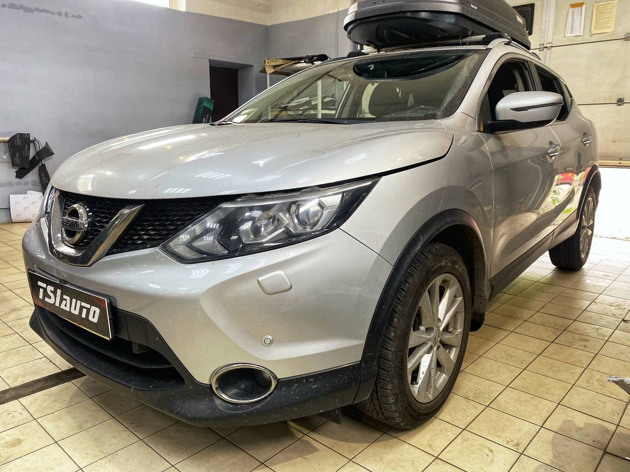 Полировка и бронь фар Nissan Qashqai