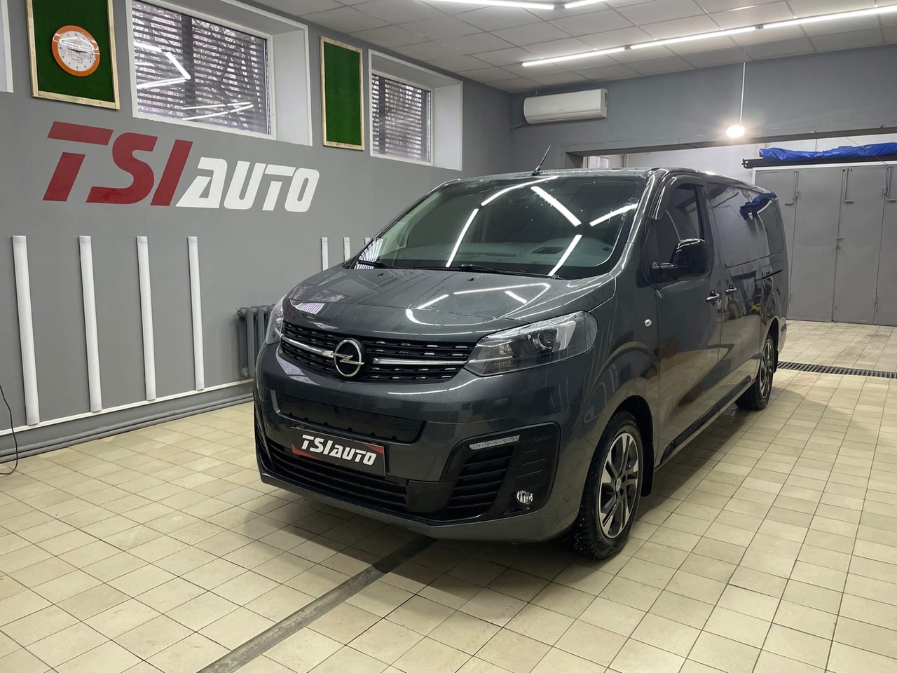 Полная шумоизоляция Opel Zafira Life в Красноярске