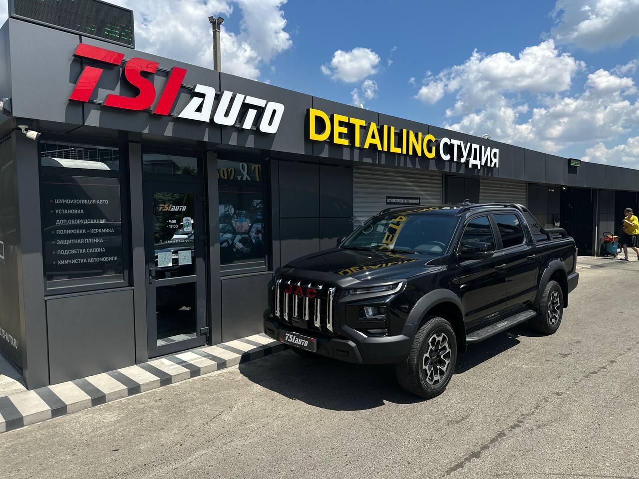 Установка электрической роллеты Jac T9 в Красноярске